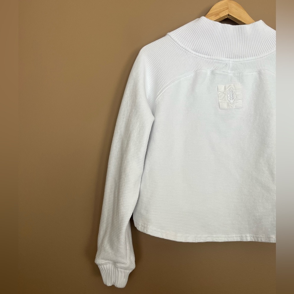 {FP Movement} So Fly Henley Layer in White - Womens Medium - Picture 7 of 11
